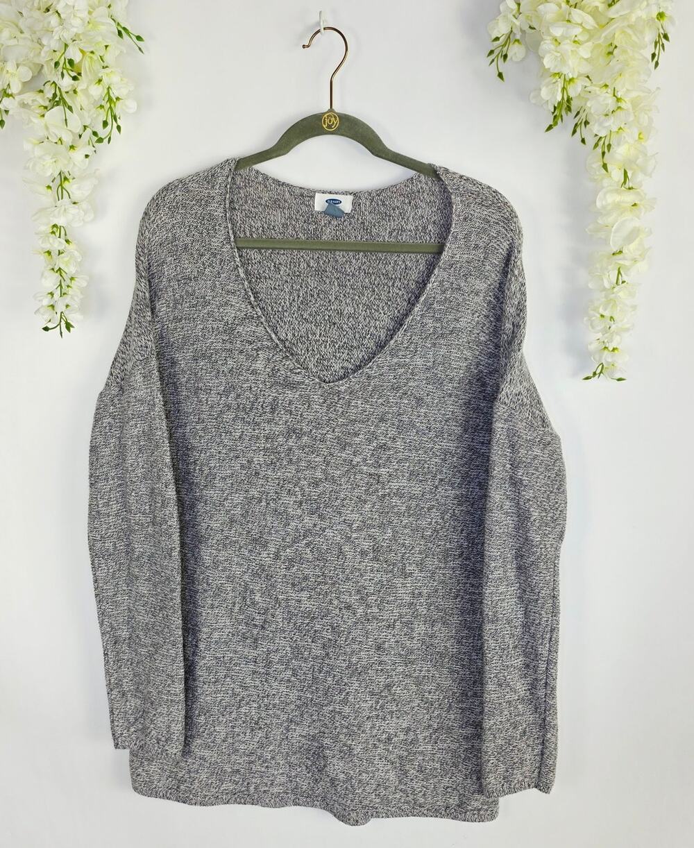 Old Navy Sweater XL Gray Marled V-Neck Knit Tunic Relaxed Minimalist Cozy Casual